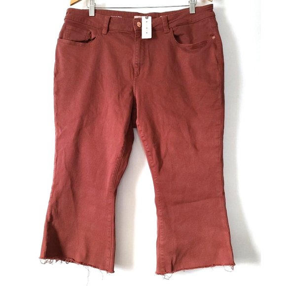 DL1961 Denim - DL1961 X Marianna Hewitt Bridget Cropped High Rise Instasculpt Boot 18W Redwood